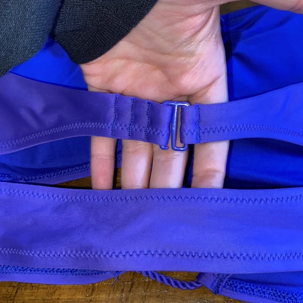 Size M halter neck bandeau style bikini‎ by Aerie